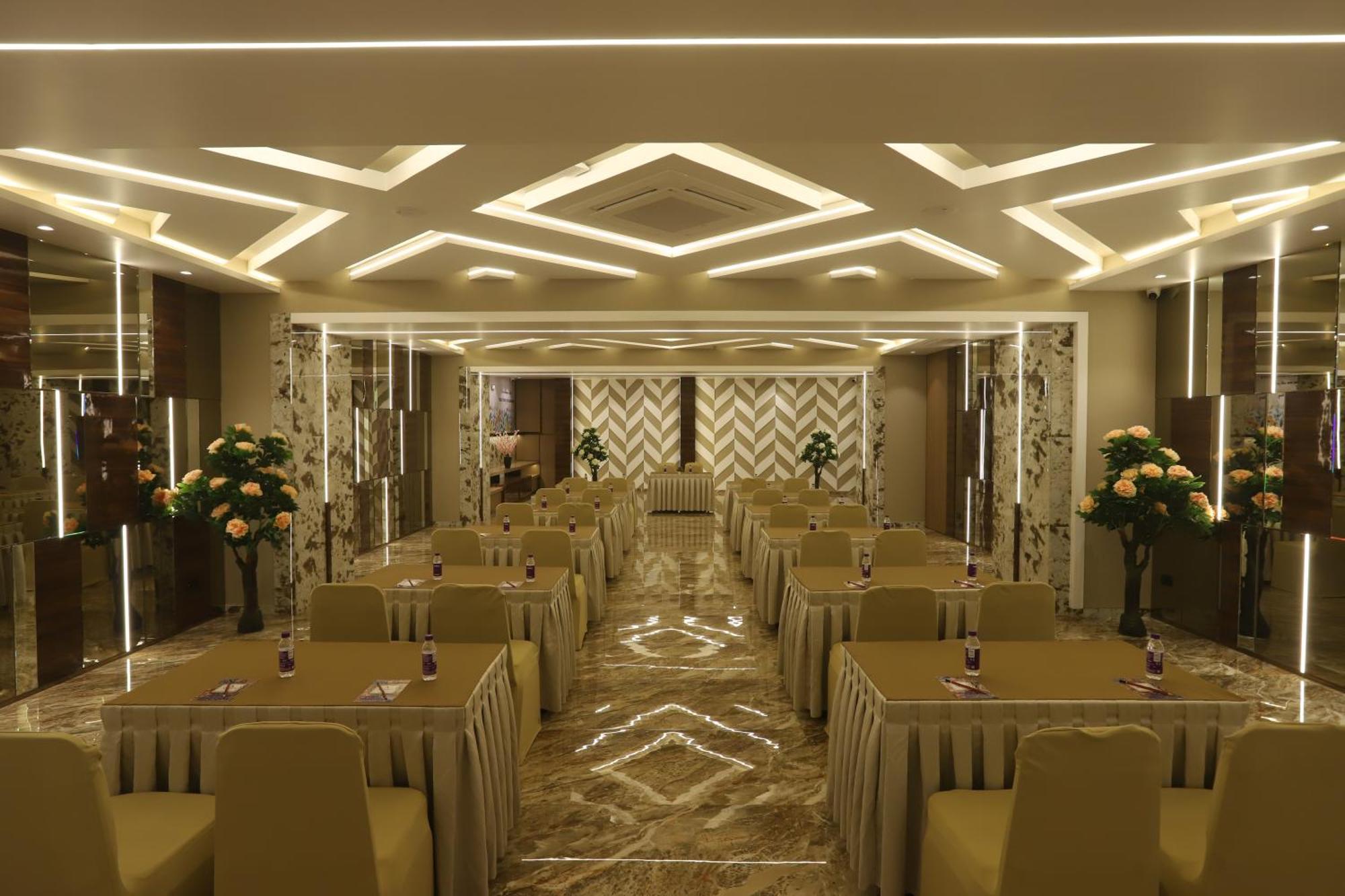 Hotel Auris & Banquets, Mumbai International Airport Eksteriør bilde